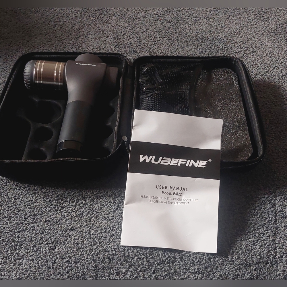 Wubefine EM-22 Massage Gun Deep Tissue Percussion 3200 RPM 10 Heads Pre-owned